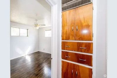 143 W 650 N, Clearfield, UT 84015 - Photo 5