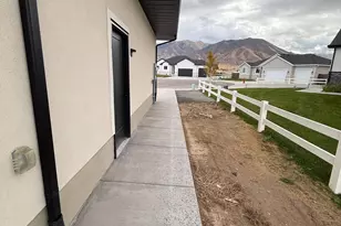 5229 N Ventura Cir, Stansbury Park, UT 84074 - Photo 23