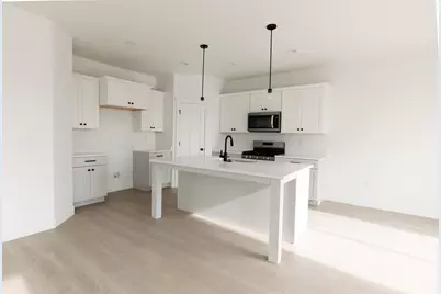 1563 W Russo Dr #722, Saratoga Springs, UT 84045 - Photo 3