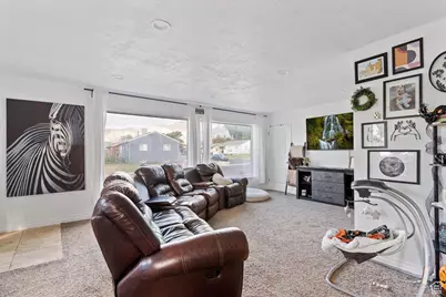 235 W 4600 S, Washington Terrace, UT 84405 - Photo 5