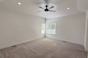 152 W 4050 N, Pleasant View, UT 84414 - Photo 11