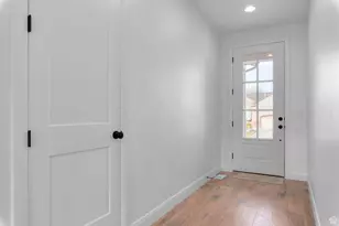 1137 W 2275 S, Syracuse, UT 84075 - Photo 3