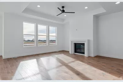 1137 W 2275 S, Syracuse, UT 84075 - Photo 5