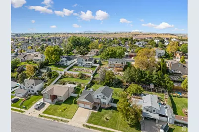 2255 E 3225 N, Layton, UT 84040 - Photo 35