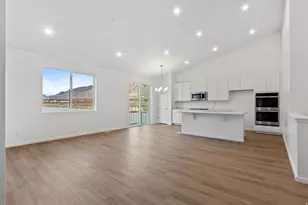 204 W 800 S, Willard, UT 84340 - Photo 9