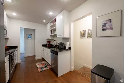 2119 S King St E, Salt Lake City, UT 84109 - Photo 11