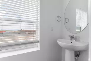 554 N Buffalo Grass Ln, Lindon, UT 84042 - Photo 5