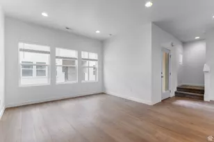 554 N Buffalo Grass Ln, Lindon, UT 84042 - Photo 9