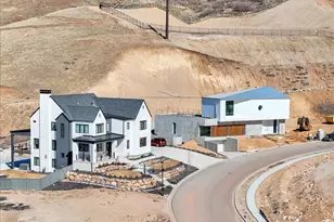 1192 W Reggio Cir, Lehi, UT 84043 - Photo 1