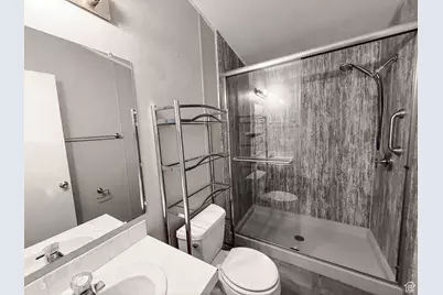 75 W 250 N #37, Clearfield, UT 84015 - Photo 9