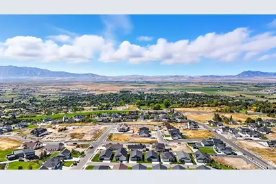 120 N 900 E, Hyde Park, UT 84318 - Photo 25