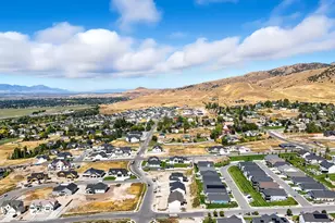 120 N 900 E, Hyde Park, UT 84318 - Photo 23