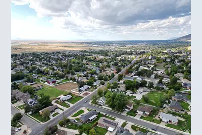 43 E 1825 N, Centerville, UT 84014 - Photo 41