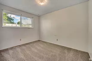 314 W Center St N, Bountiful, UT 84010 - Photo 15