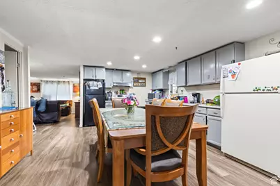 1146 W Carmellia Dr #33, Taylorsville, UT 84123 - Photo 3