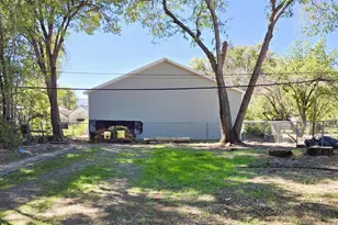 328 S Carbon Ave, Price, UT 84501 - Photo 23