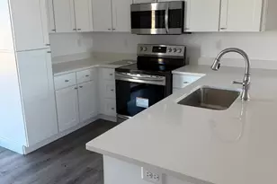 1334 E Lone Rock Dr, Big Water, UT 84741 - Photo 19