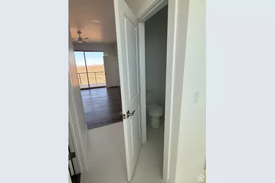 1334 E Lone Rock View Dr, Big Water, UT 84741 - Photo 7