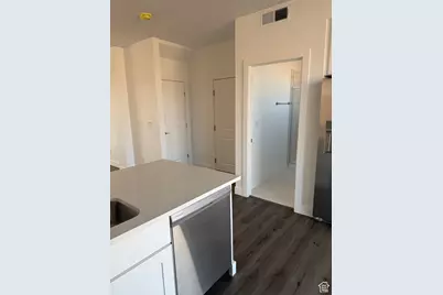 1334 E Lone Rock Dr, Big Water, UT 84741 - Photo 17