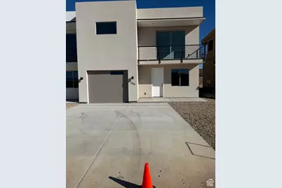 1334 E Lone Rock Dr, Big Water, UT 84741 - Photo 1