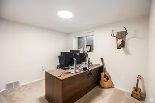 10557 S Primrose Dr, Sandy, UT 84094 - Photo 27