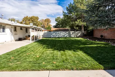 10557 S Primrose Dr, Sandy, UT 84094 - Photo 45