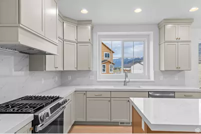 1362 W Valley Dr, Lindon, UT 84042 - Photo 13