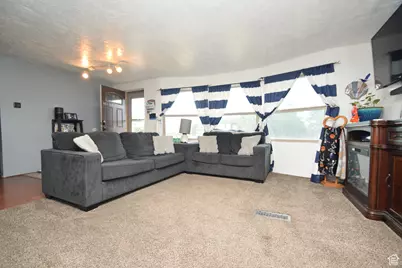 2297 W 2175 S, Syracuse, UT 84075 - Photo 3