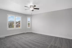 537 E Fiona Cir, Grantsville, UT 84029 - Photo 13