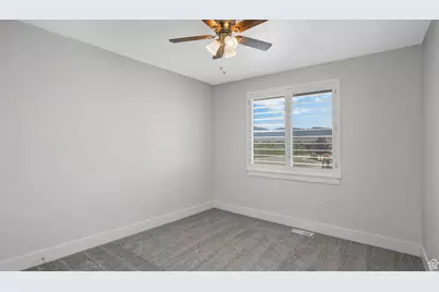 537 E Fiona Cir, Grantsville, UT 84029 - Photo 17