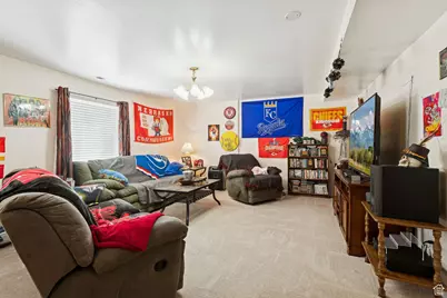 795 E 540 N, Tooele, UT 84074 - Photo 17