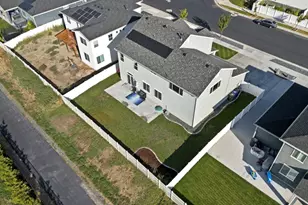 1651 W White Pine Dr, Syracuse, UT 84075 - Photo 7