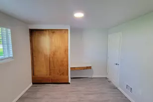 1100 E Webster Dr, Sandy, UT 84094 - Photo 11