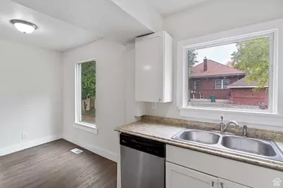 387 E 14th St S, Ogden, UT 84404 - Photo 11