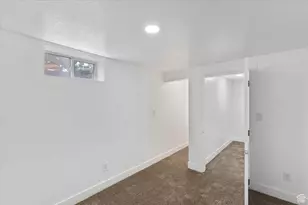 387 E 14th St S, Ogden, UT 84404 - Photo 29