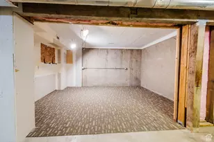 8544 S 300 E, Sandy, UT 84070 - Photo 37