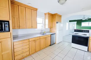 8544 S 300 E, Sandy, UT 84070 - Photo 7