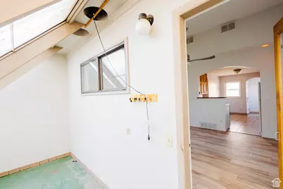 8544 S 300 E, Sandy, UT 84070 - Photo 31