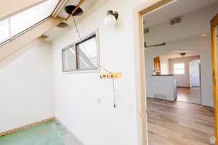 8544 S 300 E, Sandy, UT 84070 - Photo 31