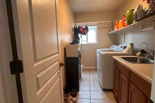 5633 W Coral Mount Ln, West Valley, UT 84118 - Photo 7