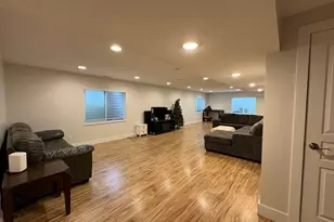 5633 W Coral Mount Ln, West Valley, UT 84118 - Photo 9