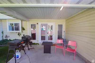 239 E 1530 N, North Logan, UT 84341 - Photo 23