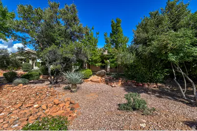 761 W North Links Dr, Washington, UT 84780 - Photo 35