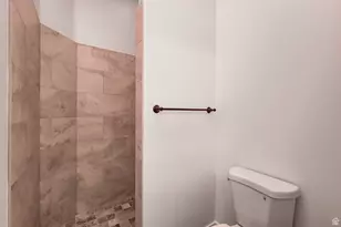 761 W N Links Dr, Washington, UT 84780 - Photo 11