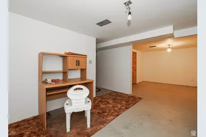 375 S 700 E, Orem, UT 84097 - Photo 29