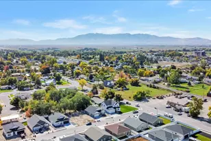 292 W 370 N, Smithfield, UT 84335 - Photo 33