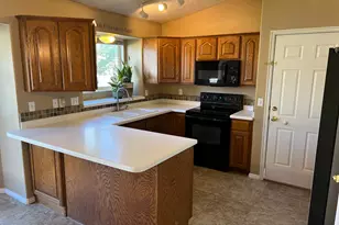 5644 S 4075 W, Roy, UT 84067 - Photo 7