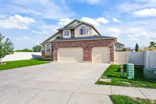 3766 W 5300 S, Roy, UT 84067 - Photo 3