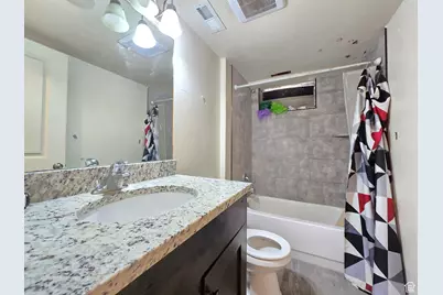 1622 S 1000 W, Syracuse, UT 84075 - Photo 15