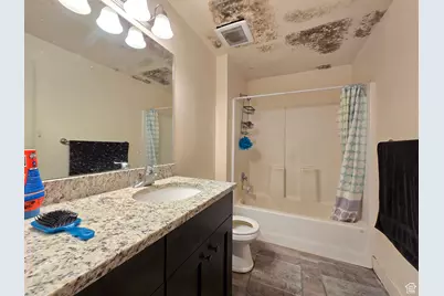 1622 S 1000 W, Syracuse, UT 84075 - Photo 9